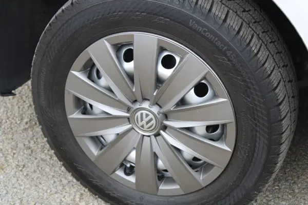 Volkswagen Transporter 2020 - 24990 EUR, 222000 km - AUTO.MOTO.pt - 222000km - foto 4 de 24