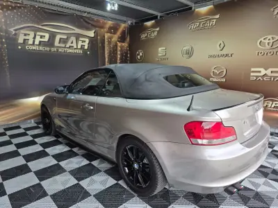 BMW 118 2009 - 13900 EUR, 163000 km - AUTO.MOTO.pt - 163000km - foto 7 de 20