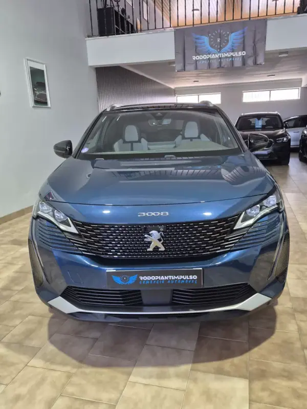 Peugeot 3008 2021 - 25000 EUR, 75000 km - AUTO.MOTO.pt - 75000km - foto 2 de 44