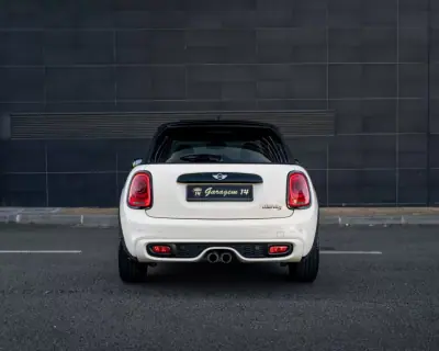 MINI Cooper 2015 - 19990 EUR, 135300 km - AUTO.MOTO.pt - 135300km - foto 4 de 54
