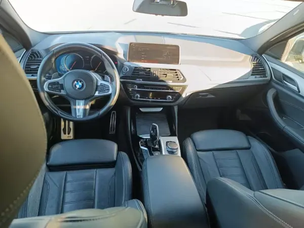 BMW X4 2018 - 49000 EUR, 90000 km - AUTO.MOTO.pt - 90000km - foto 31 de 52