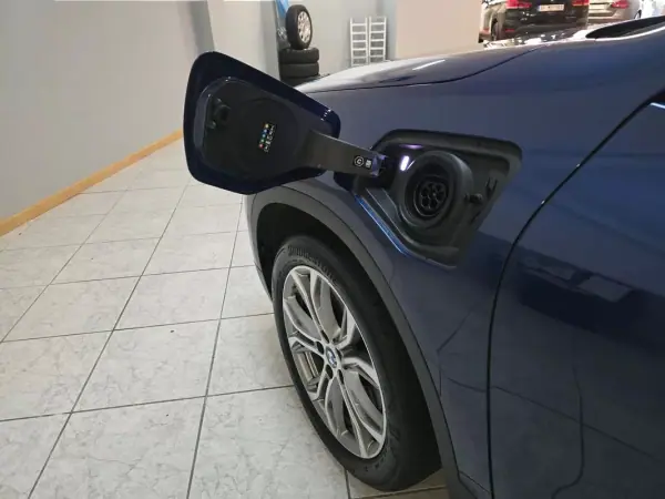 BMW X2 2021 - 26980 EUR, 63159 km - AUTO.MOTO.pt - 63159km - foto 17 de 49