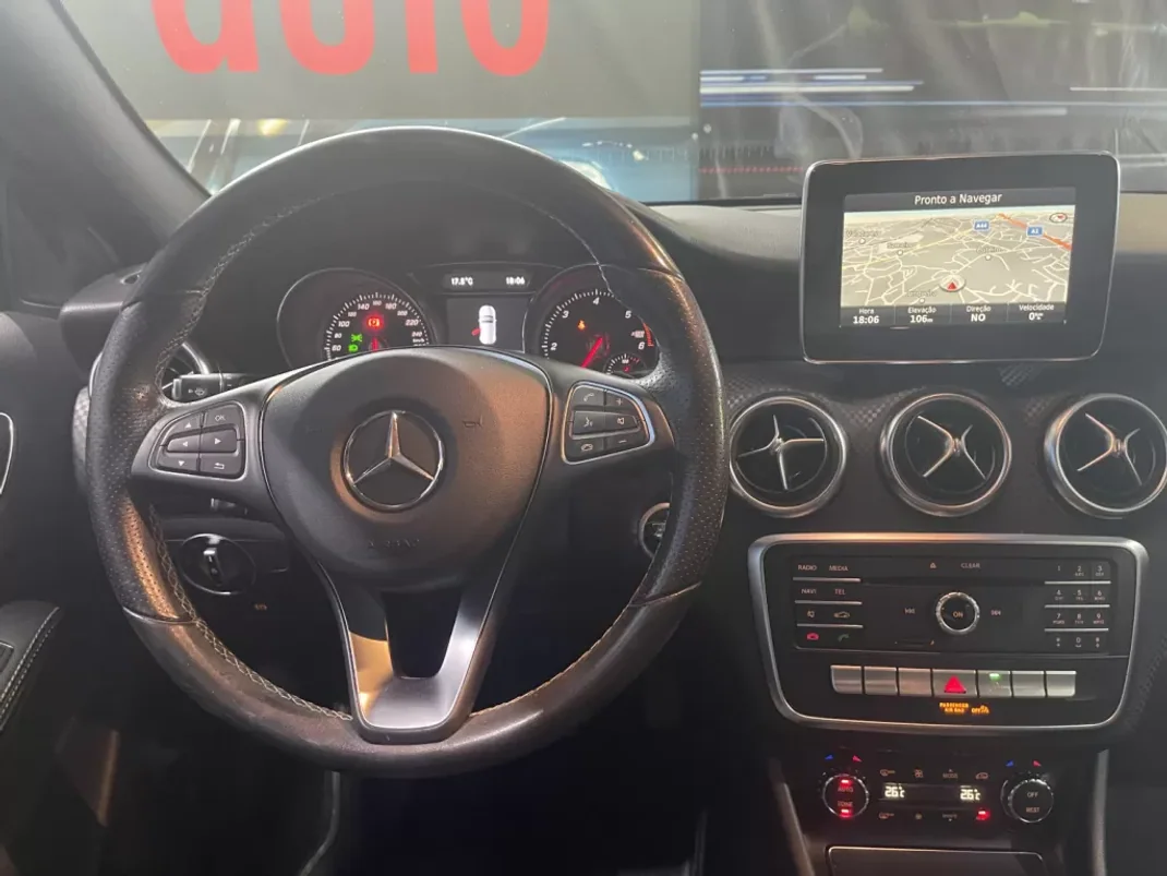 Mercedes-Benz A 200 2016 - 18450 EUR, 188000 km - AUTO.MOTO.pt - 188000km - foto 32 de 42