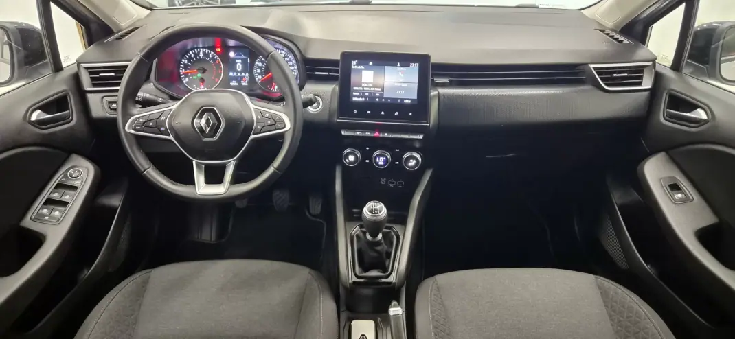 Renault Clio 2021 - 13990 EUR, 48453 km - 48453km - foto 30 de 39
