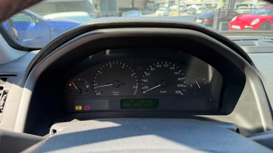 Land Rover Range Rover 1995 - 28000 EUR, 141000 km - 141000km - foto 11 de 20