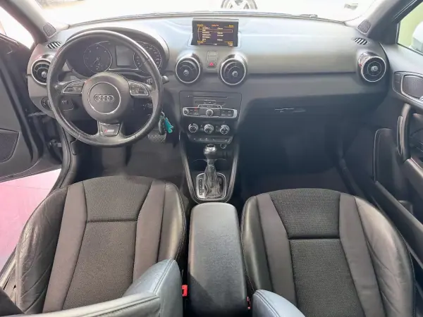 Audi A1 2012 - 11500 EUR, 218000 km - AUTO.MOTO.pt - 218000km - foto 15 de 20