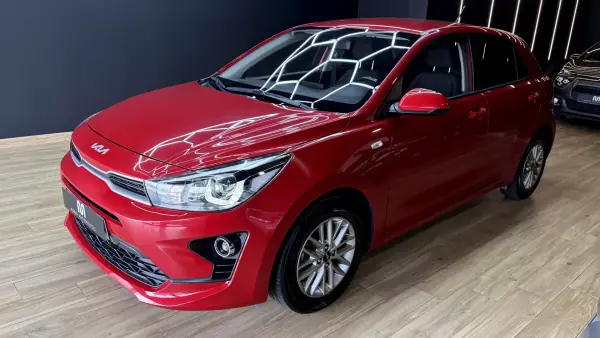 Kia Rio 2023 - 14970 EUR, 65000 km - AUTO.MOTO.pt - 65000km - foto 3 de 36