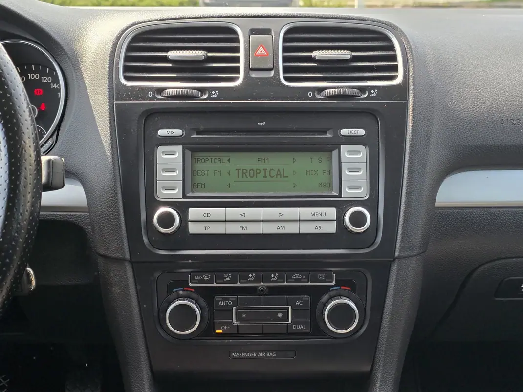 Volkswagen Golf Variant 2010 - 5850 EUR, 279000 km - 279000km - foto 12 de 13