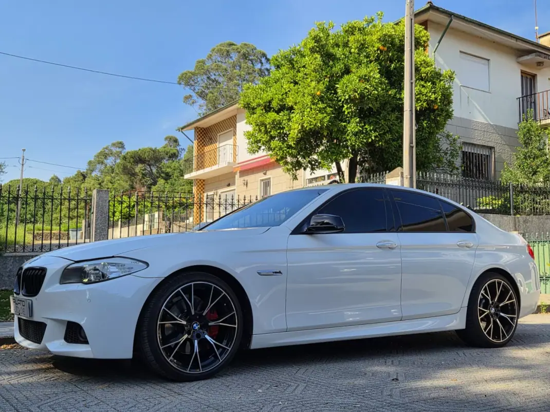 BMW 535 2011 - 21000 EUR, 222000 km - AUTO.MOTO.pt - 222000km - foto 5 de 20