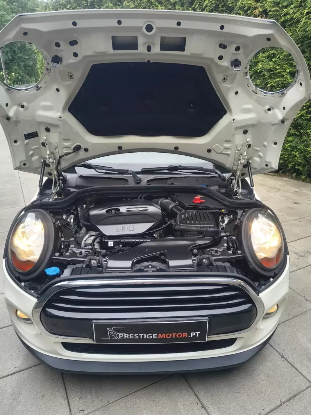MINI One 2015 - 11900 EUR, 125000 km - AUTO.MOTO.pt - 125000km - foto 33 de 35