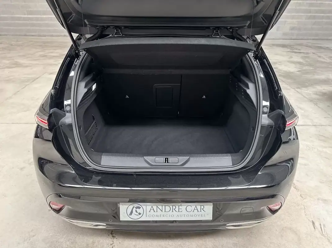 Peugeot 308 2023 - 19950 EUR, 12952 km - AUTO.MOTO.pt - 12952km - foto 50 de 50