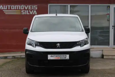 Peugeot Partner 1.5 BlueHDI Premium Longa 2021 - 11990 EUR, 171000 km - AUTO.MOTO.pt - 171000km - foto 4 de 22