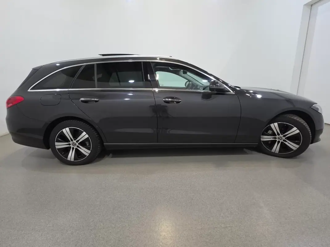 Mercedes-Benz C 300e 2022 - 29250 EUR, 140500 km - 140500km - foto 5 de 20