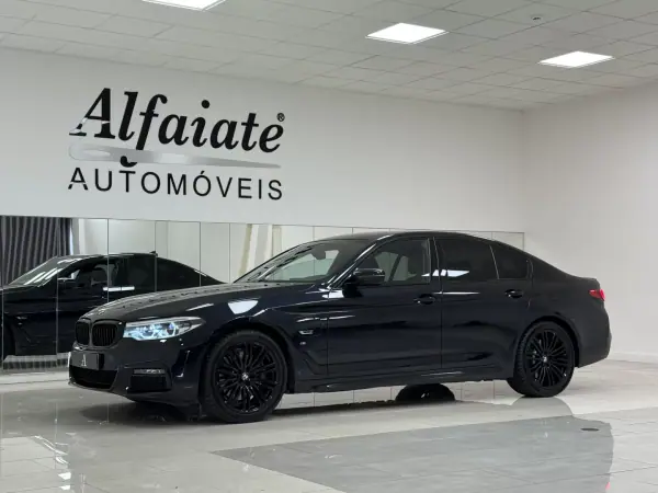 BMW 530 2020 - 31990 EUR, 120000 km - AUTO.MOTO.pt - 120000km - foto 12 de 65