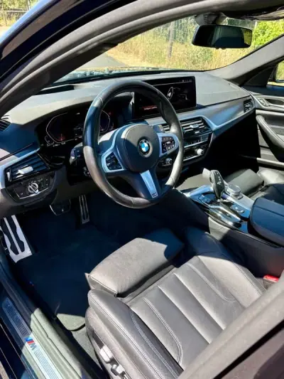 BMW 520 2022 - 37500 EUR, 99506 km - AUTO.MOTO.pt - 99506km - foto 8 de 32