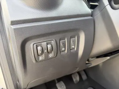 Renault Captur 2014 — foto 6 de 18