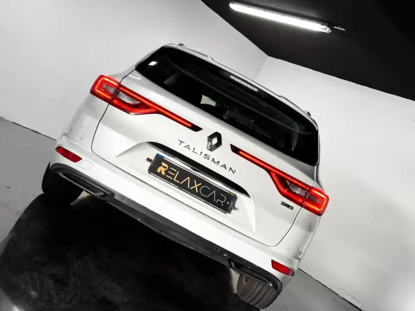 Renault Talisman Sport Tourer 2016 - 9990 EUR, 228000 km - AUTO.MOTO.pt - 228000km - foto 17 de 23
