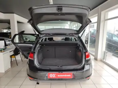 Volkswagen Golf 2013 - 10750 EUR, 198000 km - AUTO.MOTO.pt - 198000km - foto 15 de 34