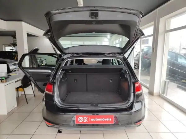 Volkswagen Golf 2013 - 10750 EUR, 198000 km - AUTO.MOTO.pt - 198000km - foto 15 de 34