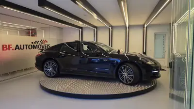 Porsche Panamera 2020 - 84500 EUR, 42501 km - AUTO.MOTO.pt - 42501km - foto 9 de 51
