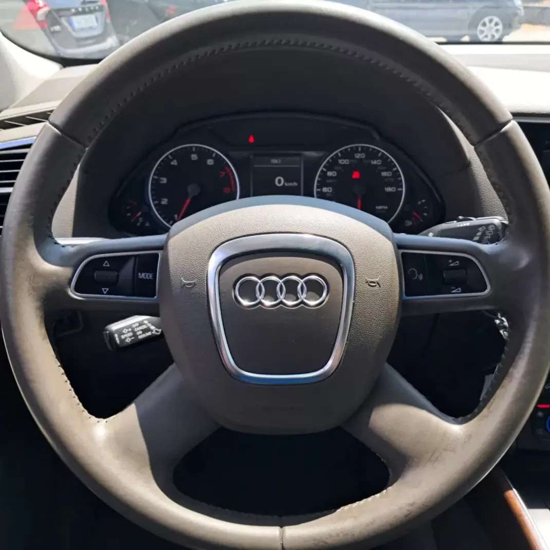 Audi Q5 2013 - 15690 EUR, 83000 km - 83000km - foto 9 de 15