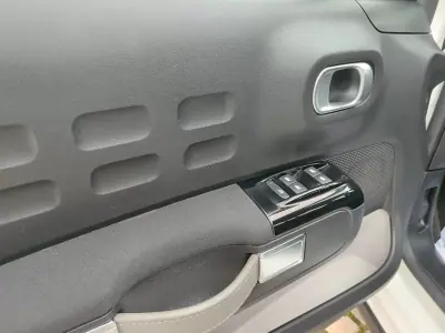 Citroën C3 2017 - 11900 EUR, 103000 km - AUTO.MOTO.pt - 103000km - foto 14 de 20