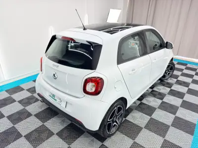Smart ForFour 2015 - 8250 EUR, 144000 km - AUTO.MOTO.pt - 144000km - foto 8 de 21