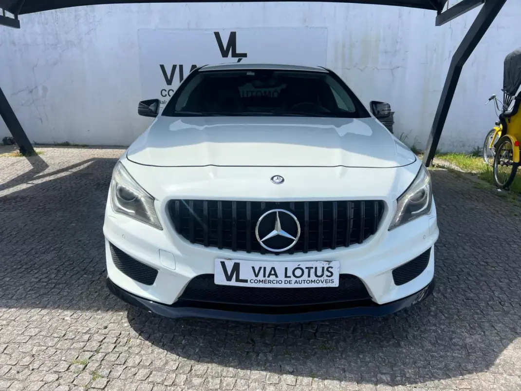 Mercedes-Benz CLA 180 2015 - 17800 EUR, 265000 km - AUTO.MOTO.pt - 265000km - foto 2 de 5