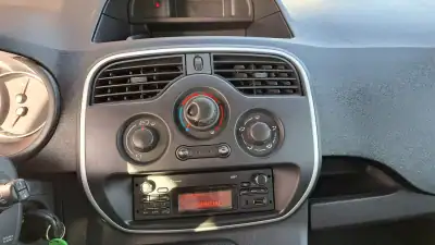 Renault Kangoo 1.5 DCi Maxi 2019 - 18900 EUR, 210580 km - AUTO.MOTO.pt - 210580km - foto 20 de 28