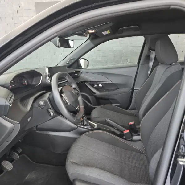 Peugeot 2008 2025 - 19990 EUR, 24150 km - AUTO.MOTO.pt - 24150km - foto 20 de 30