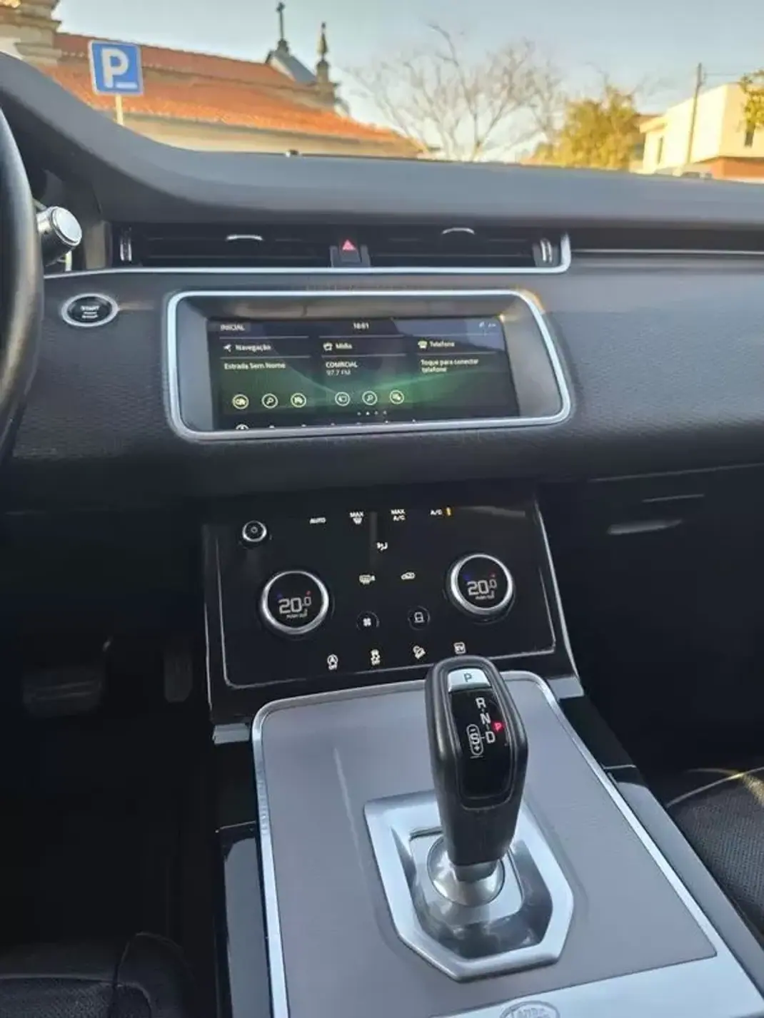 Land Rover Range Rover Evoque 2020 - 32890 EUR, 152000 km - AUTO.MOTO.pt - 152000km - foto 21 de 38