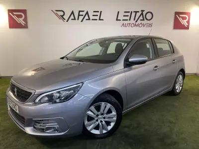 Peugeot 308 2020 - 9750 EUR, 112000 km - 112000km - foto 1 de 30