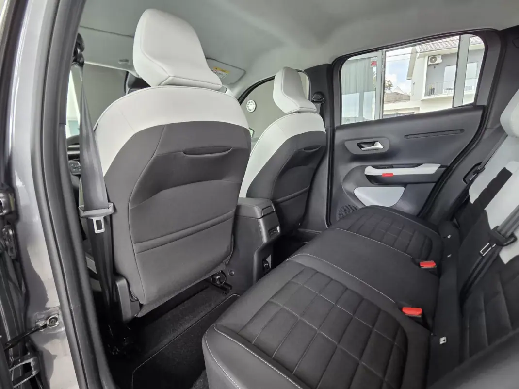 Citroën e-C3 2025 - 20499 EUR, 7487 km - AUTO.MOTO.pt - 7487km - foto 26 de 32