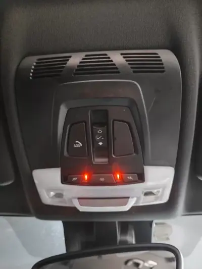 BMW 218 Gran Tourer 2015 - 17250 EUR, 190800 km - AUTO.MOTO.pt - 190800km - foto 31 de 35