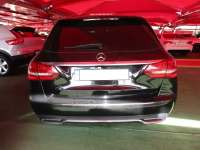 Mercedes-Benz C 180 2015 - 20950 EUR, 197864 km - foto 3 de 10