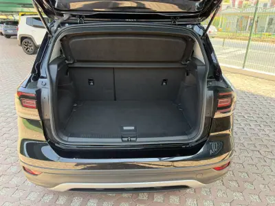 Volkswagen T-Cross 2023 - 22900 EUR, 49424 km - AUTO.MOTO.pt - 49424km - foto 16 de 17
