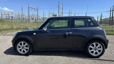 MINI One 2008 - 5950 EUR, 160000 km - AUTO.MOTO.pt - 160000km - foto 4 de 13