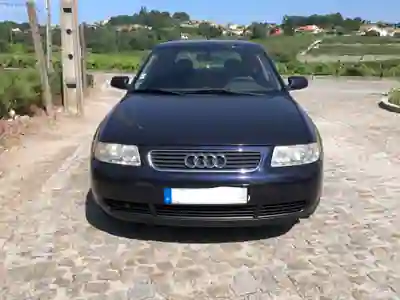 Audi A3 2001 - 2750 EUR, 311000 km - AUTO.MOTO.pt - 311000km - foto 3 de 10