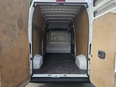 Peugeot BOXER 2.0 BlueHDi 435 L4H2 Premium 2020 - 20350 EUR, 126369 km - AUTO.MOTO.pt - 126369km - foto 13 de 40