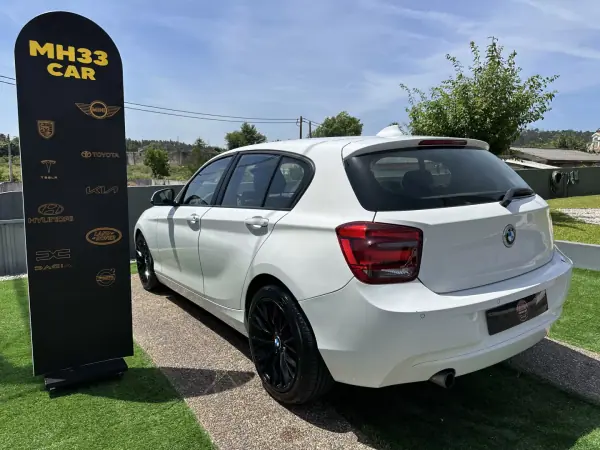 BMW 118 2015 - 16000 EUR, 220000 km - AUTO.MOTO.pt - 220000km - foto 11 de 65