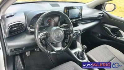 Toyota Yaris 2022 - 17950 EUR, 91774 km - AUTO.MOTO.pt - 91774km - foto 12 de 33