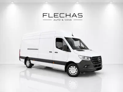 Mercedes-Benz 2022 - 30000 EUR, 161000 km - AUTO.MOTO.pt - 161000km - foto 6 de 12