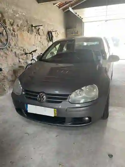 Volkswagen Golf 2005 — photo 4 of 9