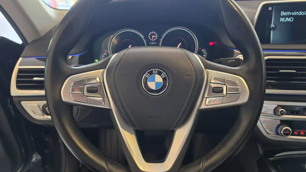 BMW 730 2016 - 29900 EUR, 188987 km - AUTO.MOTO.pt - 188987km - foto 44 de 69