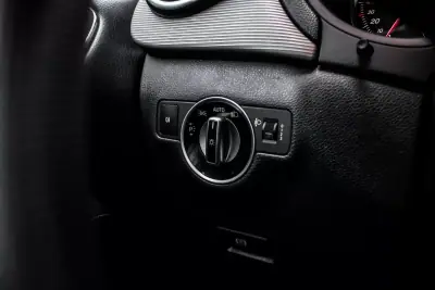 Mercedes-Benz B 250 2017 - 13990 EUR, 85144 km - AUTO.MOTO.pt - 85144km - foto 19 de 44