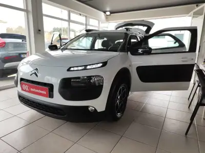 Citroën C4 Cactus 2018 - 9150 EUR, 106600 km - AUTO.MOTO.pt - 106600km - foto 23 de 37
