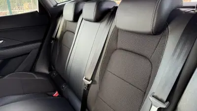 Jaguar E-Pace 2019 - 23900 EUR, 164000 km - AUTO.MOTO.pt - 164000km - foto 64 de 64