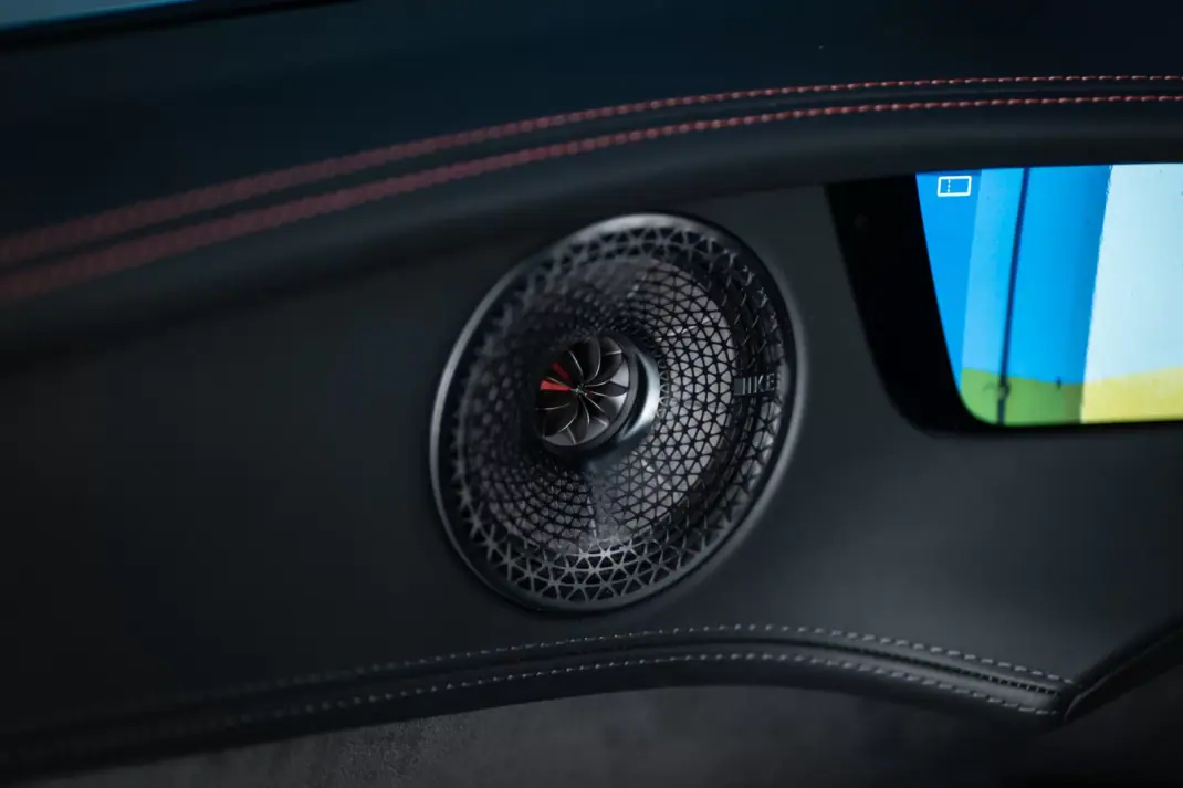 Lotus Eletre 2023 - 110000 EUR, 34626 km - AUTO.MOTO.pt - 34626km - foto 19 de 32