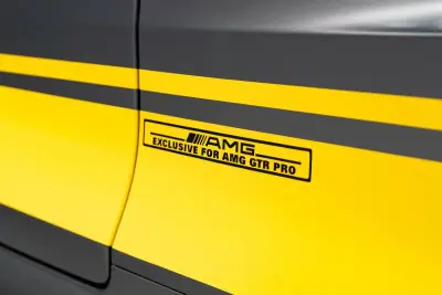 Mercedes-Benz AMG GT 2020 - 279950 EUR, 12000 km - AUTO.MOTO.pt - 12000km - foto 13 de 60