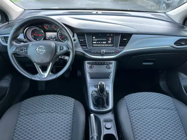 Opel Astra 2016 - 13990 EUR, 190000 km - AUTO.MOTO.pt - 190000km - foto 15 de 33